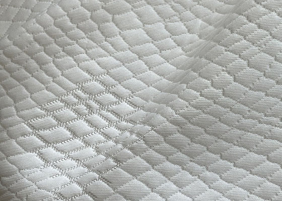 100% полиэстер ткани тюфяка крышки лоскутного одеяла тикая сжимает устойчивое